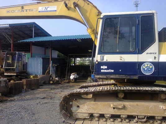 ขาย แบคโฮ PC200-5 ขาย แบคโฮ PC200-5