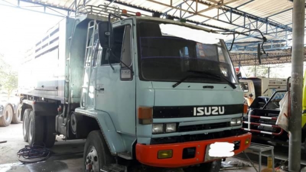 ISUZU ROCKY (นางฟ้า) 1,090,000 แม่ดั้ม 6 ม.-ลูกดั้ม 6 เมตร เครื่อง 6SD1 Turbo -320 แรง ยางดี คัสชีสว