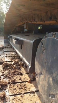 ขายด่วน KOBELCO SK200 YN12 สภาพพร้อมใช้งาน เครื่องปั้มดี รถสวย ภายในเรียบร้อย ไฟฟ้าสมบูรณ์ โซ่ช่วงล่างเต็ม รถทำงาน 69xx กว่าชั่วโมง เอกสารใบแจ้งจำหน่าย