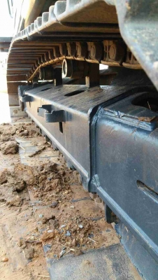 ขายด่วน KOBELCO SK200 YN12 สภาพพร้อมใช้งาน เครื่องปั้มดี รถสวย ภายในเรียบร้อย ไฟฟ้าสมบูรณ์ โซ่ช่วงล่างเต็ม รถทำงาน 69xx กว่าชั่วโมง เอกสารใบแจ้งจำหน่าย