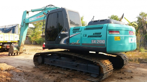 ขายด่วน KOBELCO SK200 YN12 สภาพพร้อมใช้งาน เครื่องปั้มดี รถสวย ภายในเรียบร้อย ไฟฟ้าสมบูรณ์ โซ่ช่วงล่างเต็ม รถทำงาน 69xx กว่าชั่วโมง เอกสารใบแจ้งจำหน่าย
