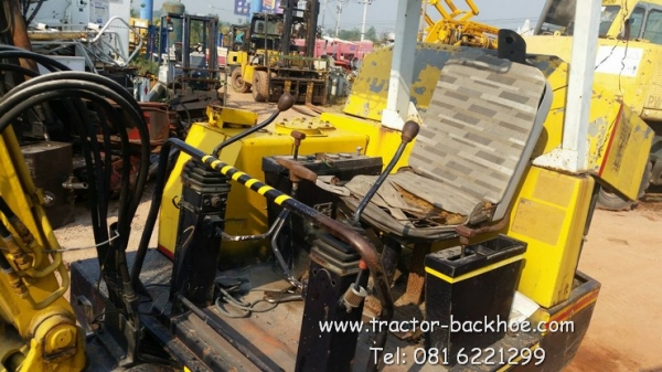ขายถูกกันไปเลยครับ รถขุด แบคโฮ PC 30 เก่าญี่ปุ่น YANMAR YB301 พร้อมใช้