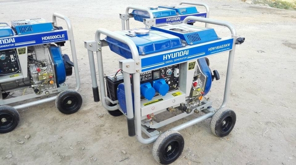 ** SOLD ** เครื่องปั่นไฟ HYUNDAI DIESEL 10 HP รุ่น HDW180AE/5KW ของใหม่ 100\% ไม่เคยใช้งาน(เชื่อมได้ในตัว)