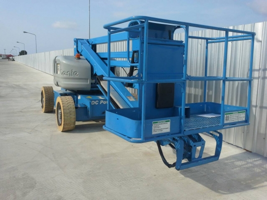 ให้เช่า รถกระเช้าไฟฟ้า สภาพดี มีปจ2 ให้เช่า รถกระเช้าไฟฟ้า สภาพดี มีปจ2