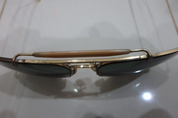 แว่นกันแดด RAYBAN USA กรอบทอง 62-14 สีดำ ของแท้ มีกล่อง ส่งฟรี