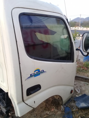 ขายหัวเก๋ง HINO DUTRO ตามสภาพ ราคา25000 สนใจ 083-4475799 ขายหัวเก๋ง HINO DUTRO ตามสภาพ ราคา25000 สนใจ 083-4475799