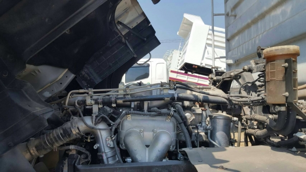 ขายสิบล้อดัมพ์ ISUZU เครื่อง 360 แรง ปี 54 กระบะดัมพ์สามมิตร มีระบบลากพ่วง ทะเบียนพร้อม