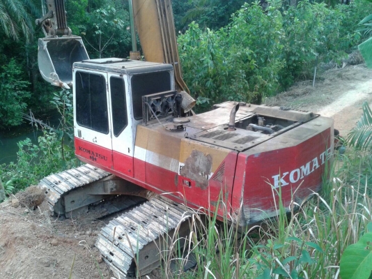 รถขุด PC200-5 ไฟฟ้าครบ เอกสารเล่มทะเบียน รถสภาพดี พร้อมใช้