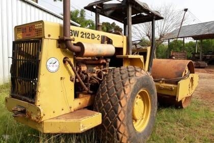 ขาย 495,000 รถบด BOMAG BW212 D-2 สั่นสะเทือน 2 เพลา สภาพพร้อมใช้งาน เครื่อง ISUZU เครื่องปั้มดี สภาพยางสวย เอกสารเล่มทะเบียน รถอยู่ อุดร 090-772-3710 090-772-3708 ขาย 495,000 รถบด BOMAG BW212 D-2 สั่นสะเทือน 2 เพลา สภาพพร้อมใช้งาน เครื่อง ISUZU เครื่องปั้มดี สภาพยางสวย เอกสารเล่มทะเบียน รถอยู่ อุดร 090-772-3710 090-772-3708