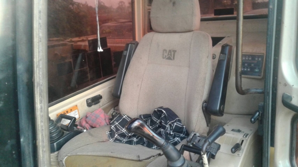 ขายCat312B สภาพสวยพร้อมใช้ สนใจติดต่ออ๊อฟพิจิตร086-737-9991 ขายCat312B สภาพสวยพร้อมใช้ สนใจติดต่ออ๊อฟพิจิตร086-737-9991