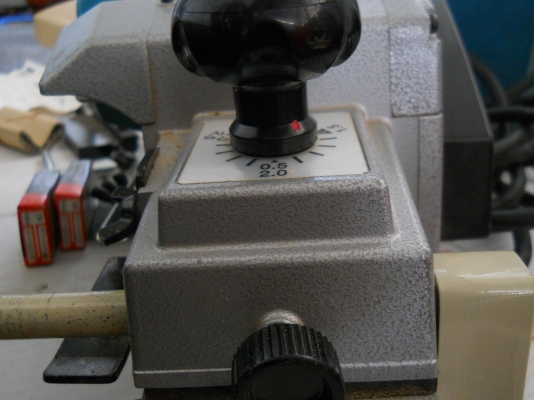 ขายเครื่องมือมือช่างไม้มือสองสวยๆ Makita 1100