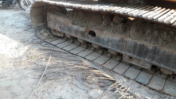 ขายรถขุดแบ็คโฮ SAMSONG SE210LC สภาพดี เอกสารซื้ออขาย ราคา 345,000บ. สนใจ 0835601591 หรือ 0903494058