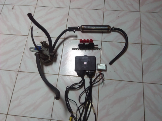 ขายชุดแก็สระบบหัวฉีด พร้อมอุปกรณ์ มือสอง ขายชุดแก็สระบบหัวฉีด พร้อมอุปกรณ์ มือสอง