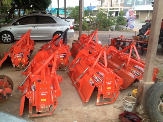 (ขายหมดแล้วครับ)ขายโรตารีตราช้าง RX1.82F  พร้อมยอย มีหลายตัวสภาพ80-90\%เหลือ2ตัวครับ