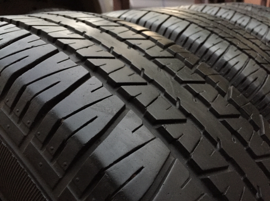 ยาง Maxxis 245 70 16 กลางปี14 ดอกเต็ม ใช้ยาว ราคาไม่แพง ยาง Maxxis 245 70 16 กลางปี14 ดอกเต็ม ใช้ยาว ราคาไม่แพง