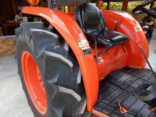 คูโบต้า L4708DT 4 WD ใบมีดดันหน้า ผานหลังใหม่. 6x24 CMT. คูโบต้า L4708DT 4 WD ใบมีดดันหน้า ผานหลังใหม่. 6x24 CMT.