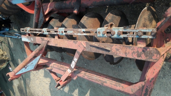 ผานไถ 6 ใบ