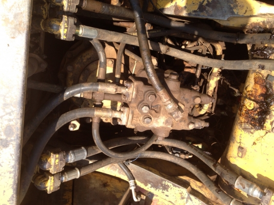 ขายแมคโคร 200-5 พร้อมใช้ ขายแมคโคร 200-5 พร้อมใช้