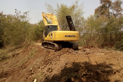 KOMATSU PC200-7 ราคา 1,380,000 บาท 15,xxx  ชม. เครื่องดี ปั้มดี โช่หนา เอวแน่น ไฟฟ้าครบ แอร์ เย็น  เอกสารอินวอยท์