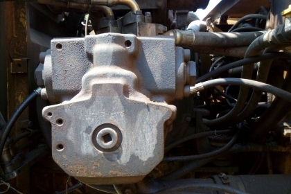KOMATSU PC200-7 ราคา 1,380,000 บาท 15,xxx  ชม. เครื่องดี ปั้มดี โช่หนา เอวแน่น ไฟฟ้าครบ แอร์ เย็น  เอกสารอินวอยท์