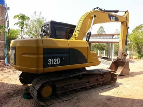 เก่านอก 2 ปี 875,000 CATTERPILAR 312 B 11,700 ชั่วโมง เครื่องดี ปั้มแรง ไฟฟ้าครบ โช่หนา เอวแน่น แอร์เย็น .  เอกสาเล่มทะเบียน