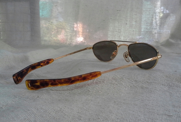 แว่นตาต้นตำรับอเมริกันเสืออากาศ ยุค '80s Vintage AO Skymaster Pilot Sport handmade in USA แว่นตาต้นตำรับอเมริกันเสืออากาศ ยุค '80s Vintage AO Skymaster Pilot Sport handmade in USA