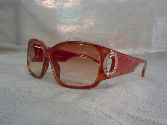 แว่นตาประเภท &#039;นอส&#039; ซุปเปอร์แบรนด์แถวหน้าของแผ่นดิน  Vintage CHRISTIAN DIOR handmade in Germany  ตัวแท้!  จริงใจ-ไม่จิงโจ้!