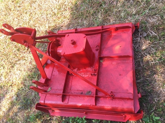 เครื่องตัดหญ้า ขนาด 90 เมตร พร้อมยอย ราคาไม่แพง สภาพดี สนใจสอบถามได้ครับ