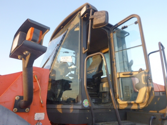 ขายรถตัก ยี่ห้อ Hitachi รุ่น ZW220