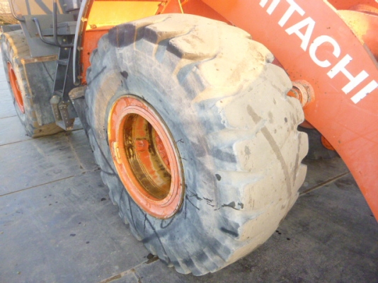 ขายรถตัก ยี่ห้อ Hitachi รุ่น ZW220