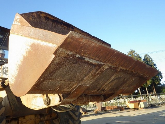 ขายรถตัก ยี่ห้อKomatsu รุ่น515-2