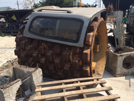 ลูกล้อ บดดิน เกรดหน้าดิน ลูกล้อ บดดิน เกรดหน้าดิน