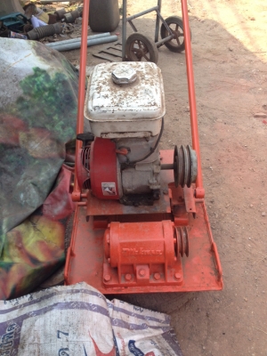 ขายด่วน เครื่อง ตบดิน 5.2แรง ฮอนด้า แบบเดินตาม 7500 ครับ