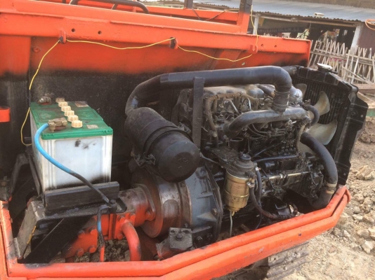 ขายเหมา 2 รายการ 175,000 บาท  KOMATSU PC20-3 และ เทเลอร์ขึ้นแบคโฮ