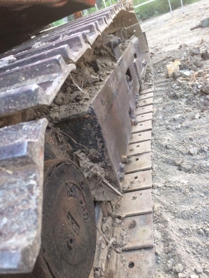 ขายเหมา 2 รายการ 175,000 บาท  KOMATSU PC20-3 และ เทเลอร์ขึ้นแบคโฮ
