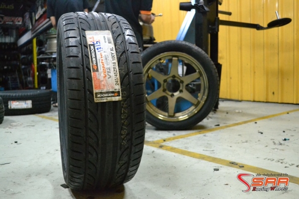 HANKOOK V12 EVO2 245/45R18 เส้นละ 3,000 บาท HANKOOK V12 EVO2 245/45R18 เส้นละ 3,000 บาท