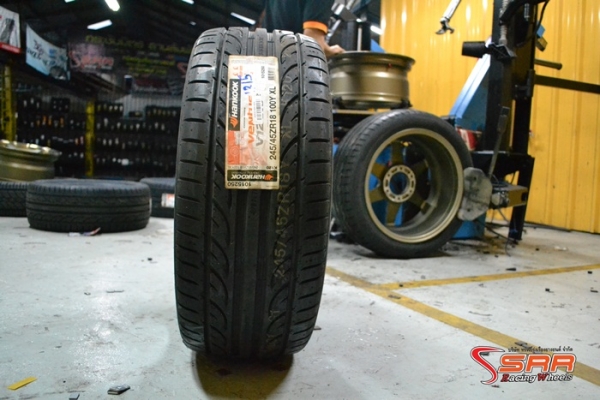 HANKOOK V12 EVO2 245/45R18 เส้นละ 3,000 บาท HANKOOK V12 EVO2 245/45R18 เส้นละ 3,000 บาท