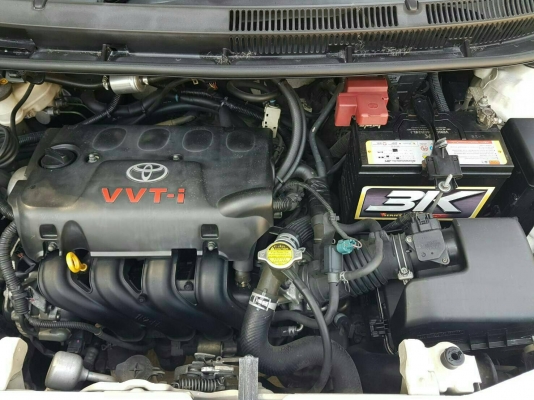 Toyota vios สีขาว ปลายปี11  ตัวG ท็อป