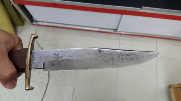 ขายมีดตราตางานเก่าMade in Germany. ด้ามไม้งานเก่ามือสองสภาพดีน้ำหนักเหมาะมือ