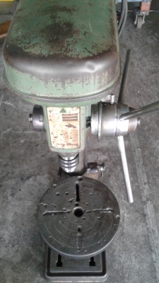 สว่านแท่น