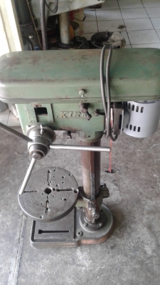 สว่านแท่น