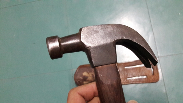 ขายค้อนหัวลูกปืน CHENEY 16OZ.  MADE IN USA.งานเก่าด้ามไม้พยุง