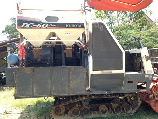 ขาย รถเกี่ยว คูโบต้า DC60 พร้อม เทรลเลอร์ลาก ราคา 175,000 ขาย รถเกี่ยว คูโบต้า DC60 พร้อม เทรลเลอร์ลาก ราคา 175,000