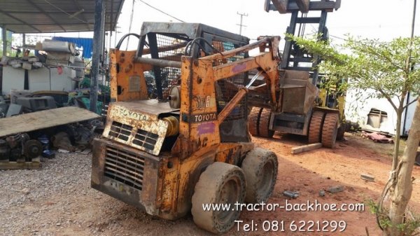 ตรวจเช๊คสภาพเสร็จแล้วครับ เตรียมส่งให้ลูกค้า อุบลราชธานี รถตักล้อยาง BOBCAT เก่านอก ตรวจเช๊คสภาพเสร็จแล้วครับ เตรียมส่งให้ลูกค้า อุบลราชธานี รถตักล้อยาง BOBCAT เก่านอก
