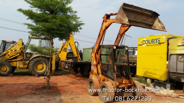 ตรวจเช๊คสภาพเสร็จแล้วครับ เตรียมส่งให้ลูกค้า อุบลราชธานี รถตักล้อยาง BOBCAT เก่านอก ตรวจเช๊คสภาพเสร็จแล้วครับ เตรียมส่งให้ลูกค้า อุบลราชธานี รถตักล้อยาง BOBCAT เก่านอก