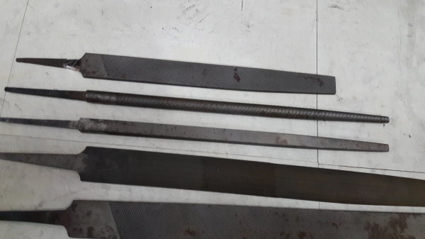 ขายตะไบแบน เหลี่ยม สามเหลี่ยม กลม งานเก่าเก็บ ยุโรป ออสเตรีย