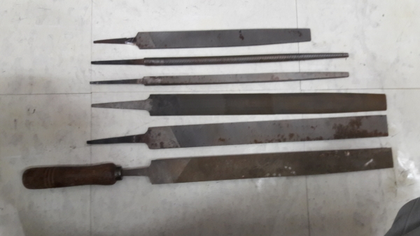 ขายตะไบแบน เหลี่ยม สามเหลี่ยม กลม งานเก่าเก็บ ยุโรป ออสเตรีย