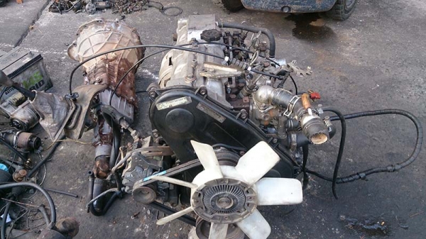 ขายเครื่องยนต์ดีเซล Toyota 2L พร้อมเลข