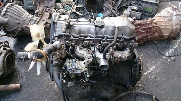 ขายเครื่องยนต์ดีเซล Toyota 2L พร้อมเลข