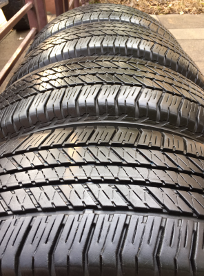 ยาง Bridgestone 265 65 17 ปี15 ดอกเต็ม ไม่มีปะ เนื้อนิ่มๆ ใช้ยาว ราคาไม่แพง ยาง Bridgestone 265 65 17 ปี15 ดอกเต็ม ไม่มีปะ เนื้อนิ่มๆ ใช้ยาว ราคาไม่แพง